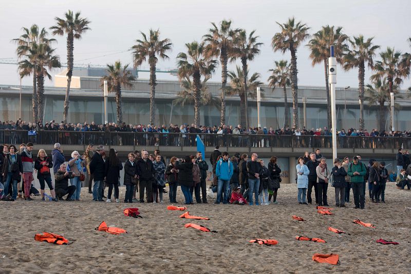 Manifestación en Barcelona por la acogida de refugiados