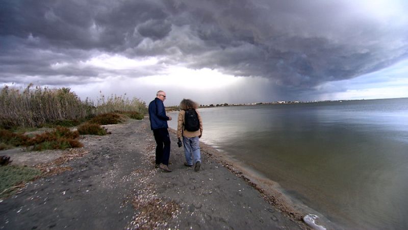 La tormenta perfecta, literal y metafórica, se cierne sobre el Mar Menor
