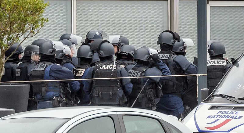 Ataque frustrado en el aeropuerto parisino de Orly