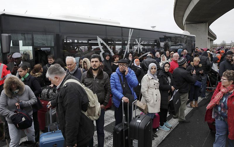 Ataque frustrado en el aeropuerto parisino de Orly