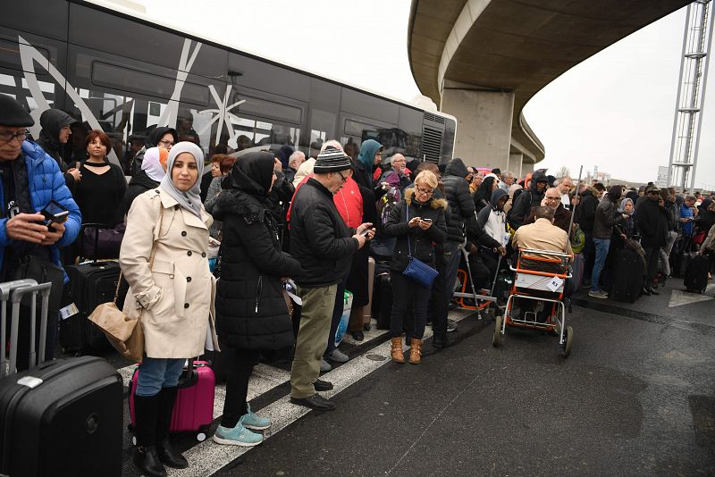 Ataque frustrado en el aeropuerto parisino de Orly