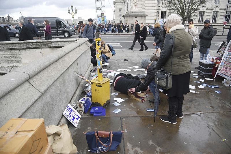 Personas heridas tras el atentado terrorista en Londres.