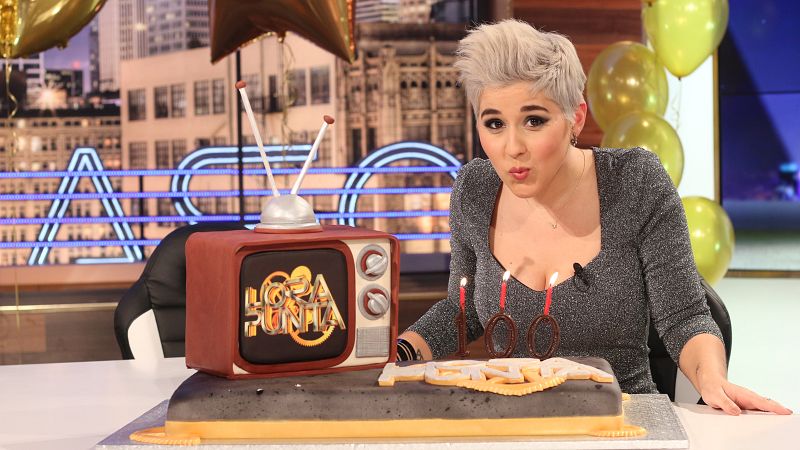 Alejandra Castelló celebrando los 100 programas de Hora Punta