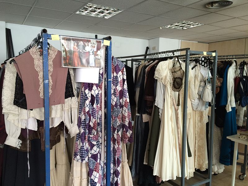 Vestuario de 'Acacias 38' en los nuevos platós