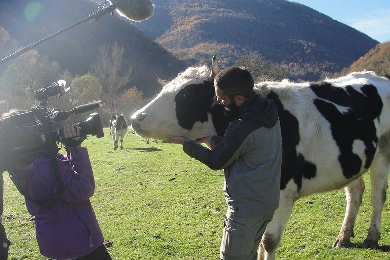 A Samuel le gusta estar cerca
