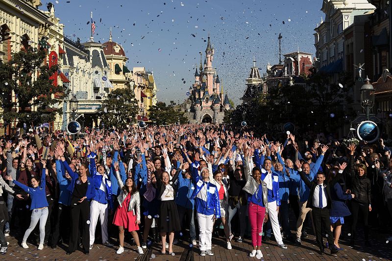 Disneyland París cumple 25 años