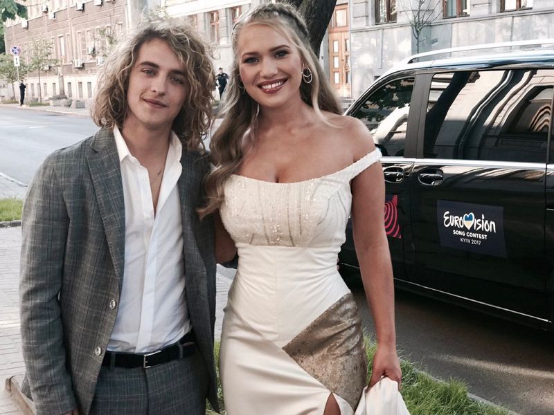 Manel junto a Anja, representante de Dinamarca