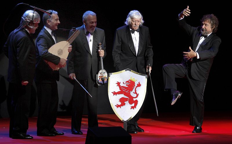 En 2012 representaron durante cinco funciones su show 'Lutherapia' en el Palacio de Congresos de Oviedo.