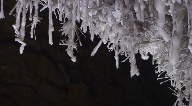 Excéntricas en la cueva del Soplao, Cantabria