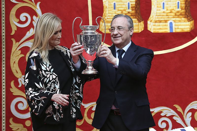 El Madrid celebra al Duodécima