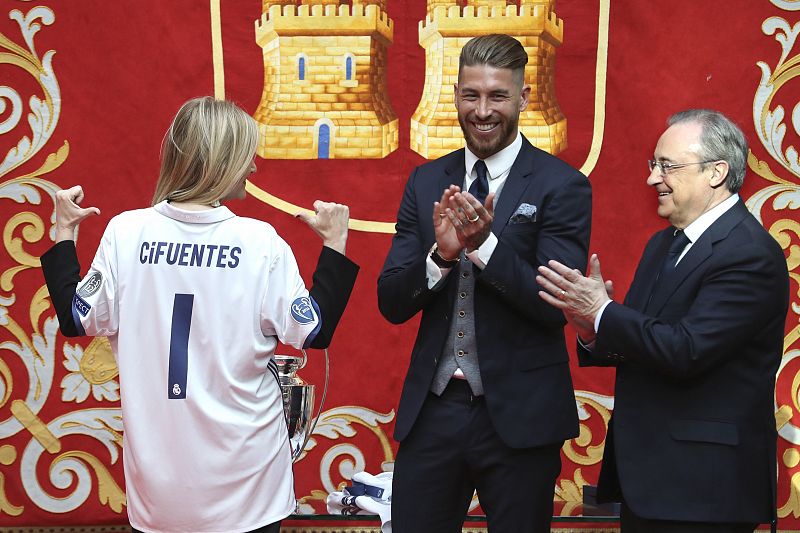 El Madrid celebra al Duodécima