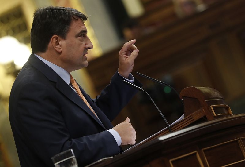 El portavoz del PNV, Aitor Esteban, durante su intervención