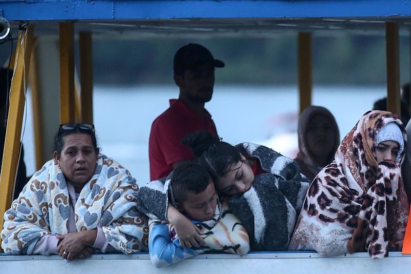 Supervivientes del naufragio en el embalse de Guatapé, Antioquia.