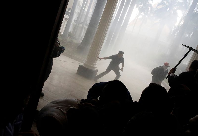 Choques en el Parlamento de Venezuela