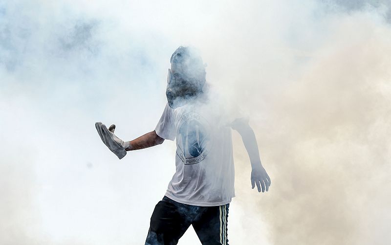 Enfrentamientos durante la huelga general en Venezuela