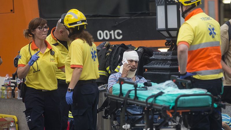 El accidente de Cercanías de Barcelona, en imágenes