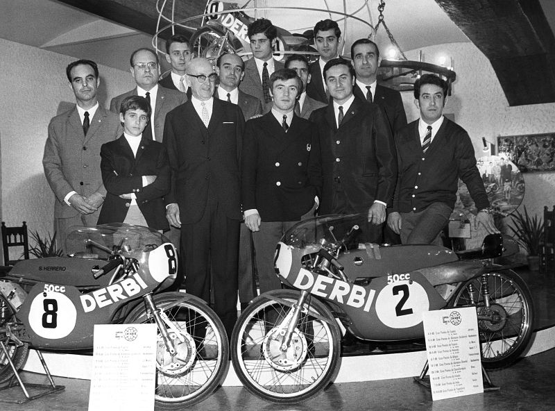 La vida de Ángel Nieto, en imágenes