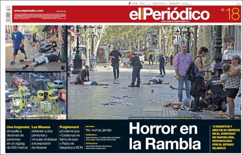 'El Periódico' recoge en su portada las imágenes del despliegue de los servicios de emergencias y de los heridos en la Rambla de Barcelona.