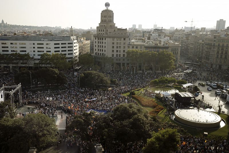 Vista general de la Plaza Catalunya durante la manifestación en Barcelona