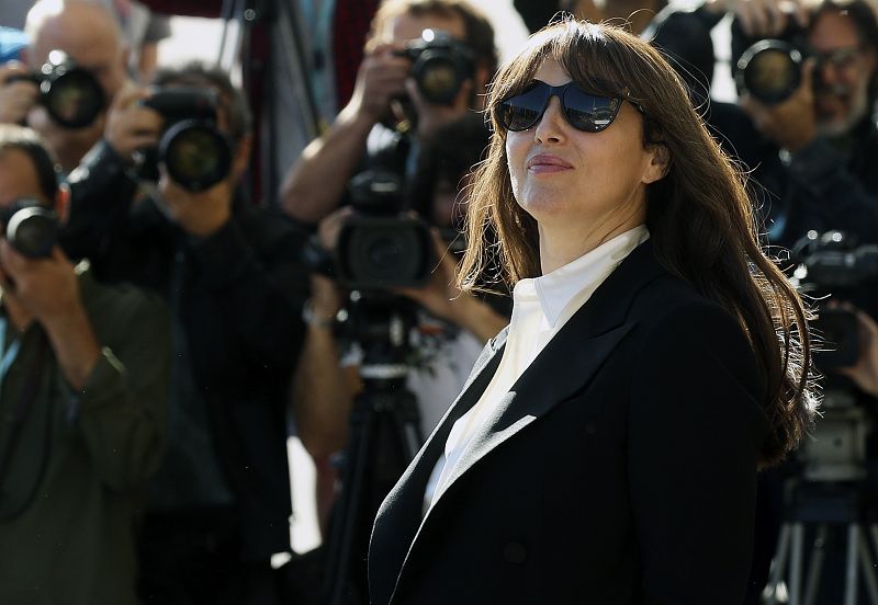 MÓNICA BELLUCCI LLEGA A SAN SEBASTIÁN