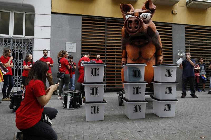 PASACALLES EN EL BARRIO DE SANT ANTONI