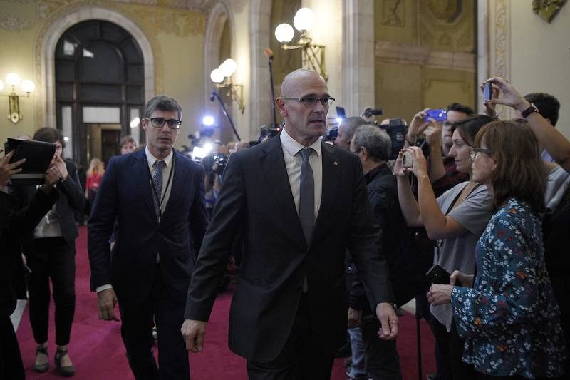  Raúl Romeva a la llegada del Parlament