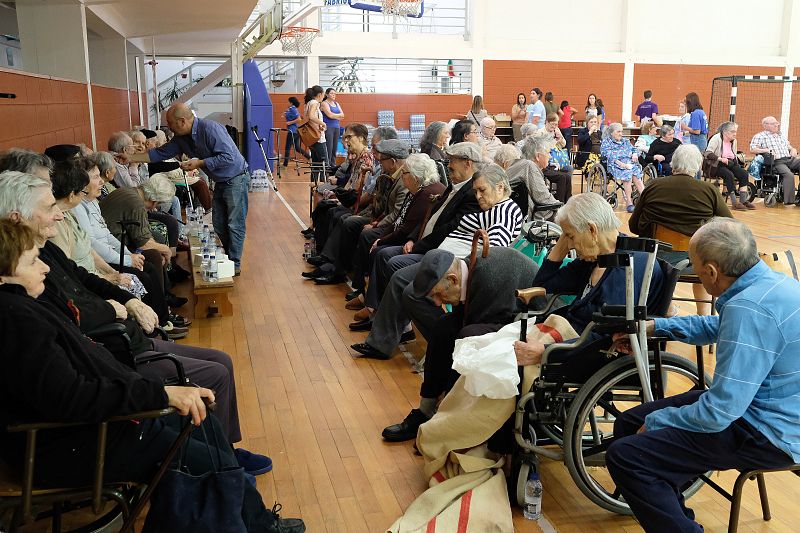 Ancianos evacuados a causa del incendio en Monçao