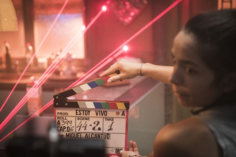 El equipo se prepara para el rodaje de la siguiente secuencia