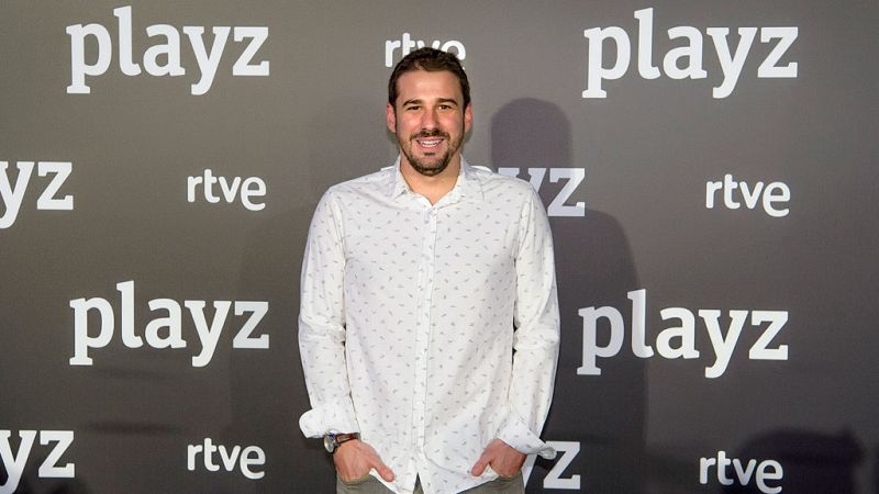 El cocinero Javier Estévez presenta 'PlayChez'. un innovador programa de cocina en directo que se emitirá todos los jueves en Playz.
