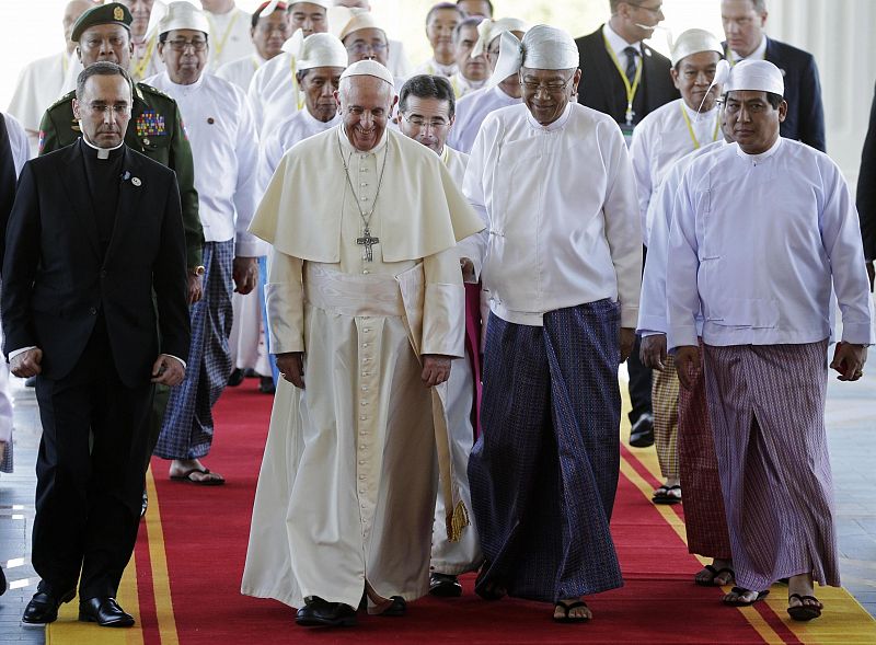 EL PAPA FRANCISCO VISITA BIRMANIA