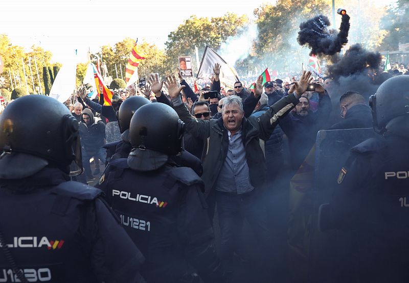 Incidentes aislados y puntuales durante la manifestación de taxistas en Madrid