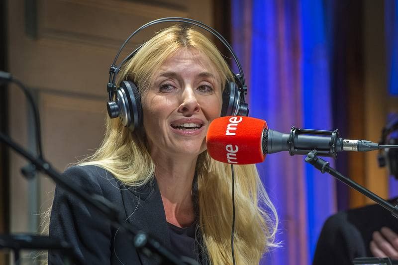 Cayetana Guillén Cuervo dando vida a Margarita Xirgu.