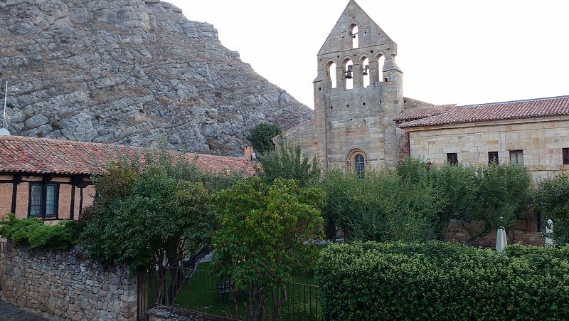 Santa María la Real (Aguilar de Campoo, Palencia) - Vista parcial del monasterio