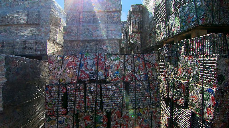 Las latas preparadas para la fundición