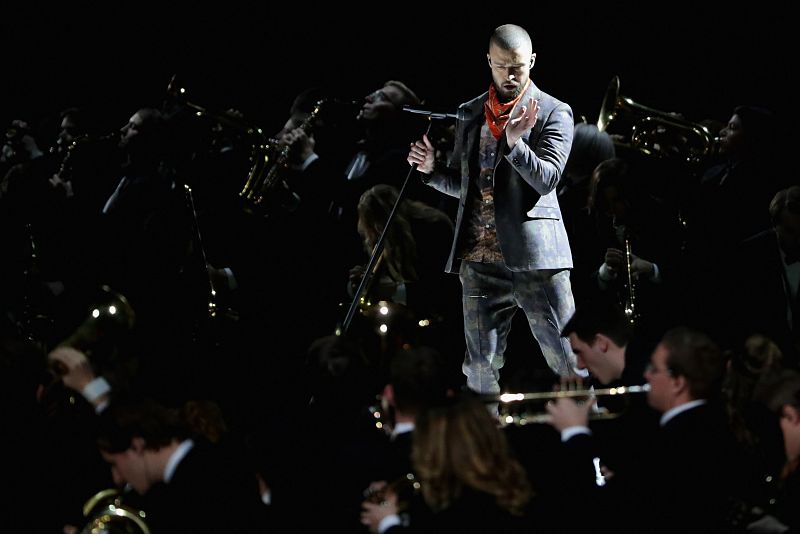 El público enloquece con la actuación del cantante Justin Timberlake