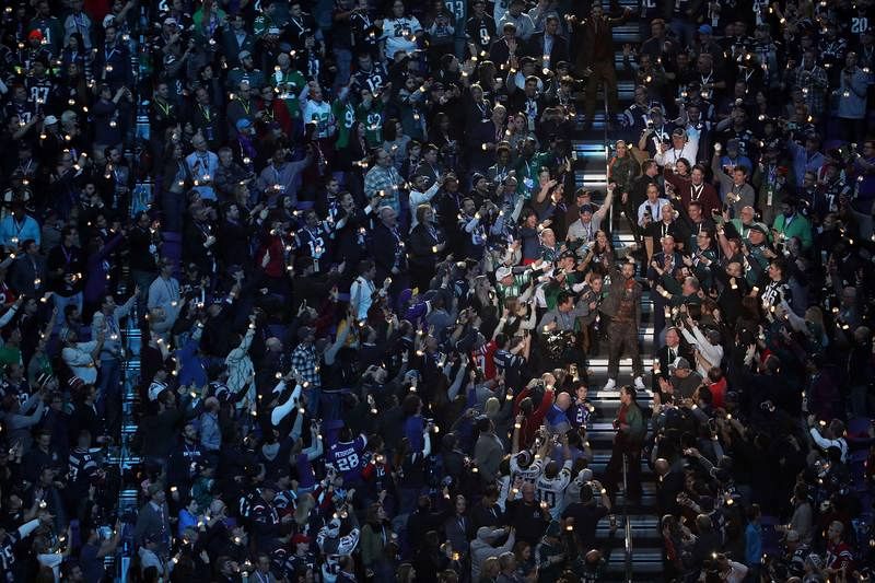 Justin Timberlake con el público durante su actuación