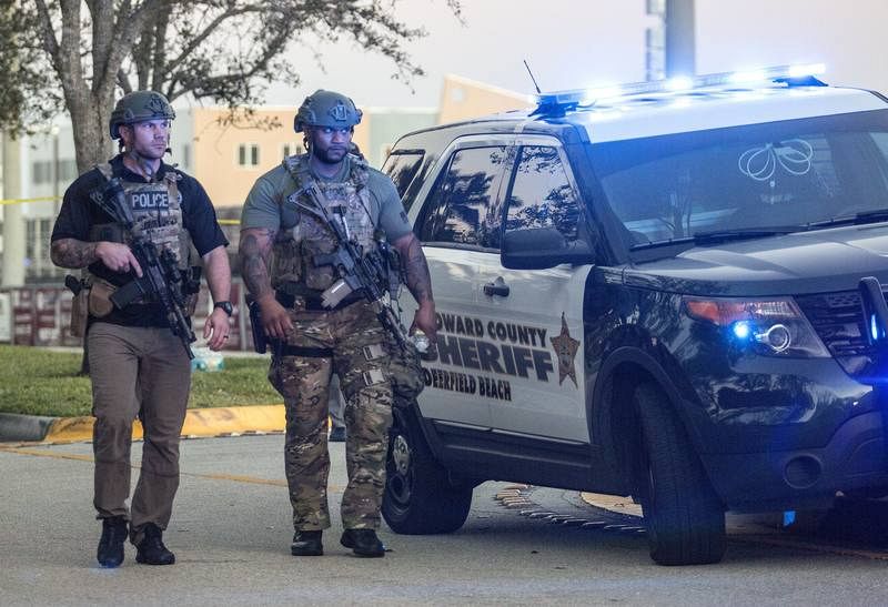 La Policía identifica al autor del tiroteo en Florida como Nikolaus Cruz