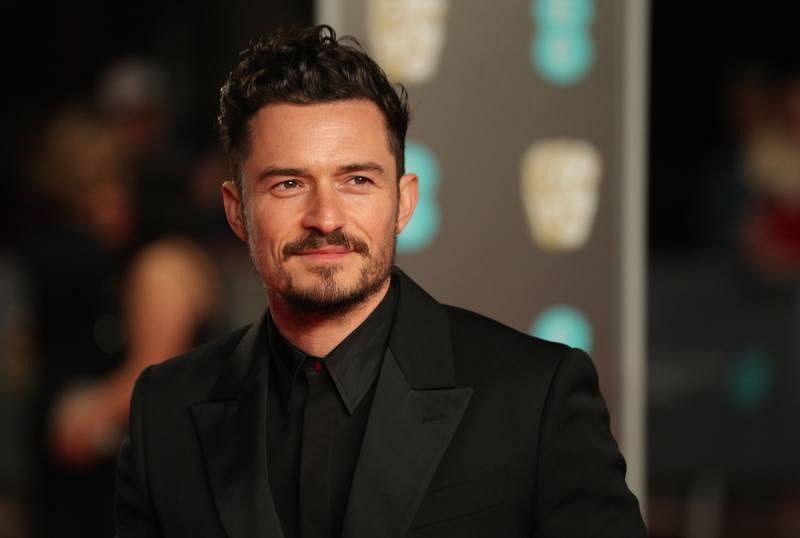 El actor británico Orlando Bloom llega a la gala de entrega de los Bafta