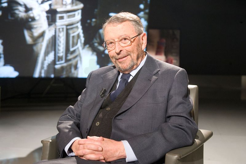 Alberto Oliart Saussol (2009-2011)