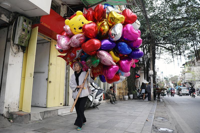 Globos y flores en Vietnam