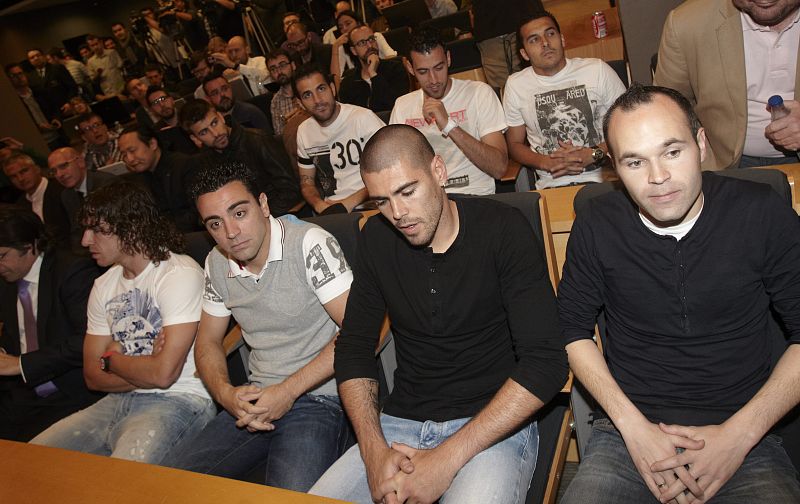 Los jugadores del primer equipo el día que Guardiola anuncia su adiós al banquillo culé.