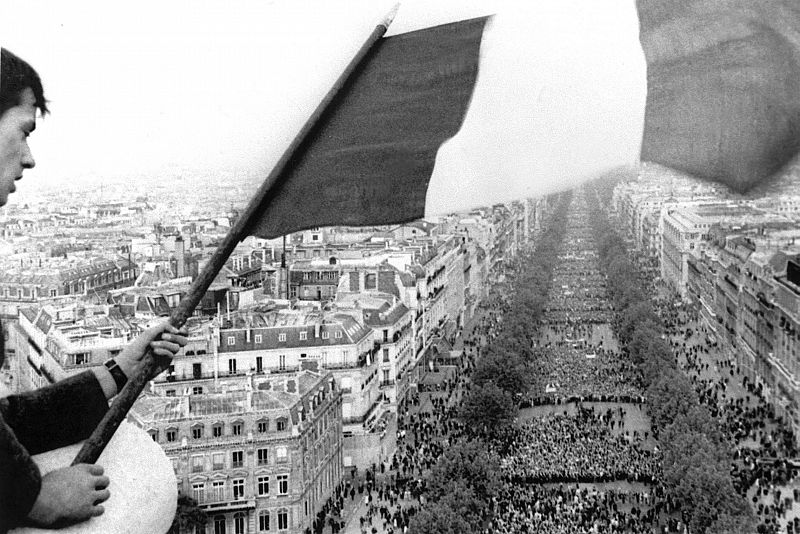 Mayo del 68 - Manifestación en el centro de París en apoyo del gobierno