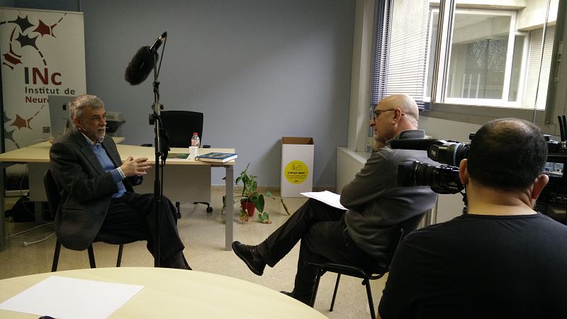 Un momento de la entrevista Ignacio Morgado, autor de Emociones corrosivas