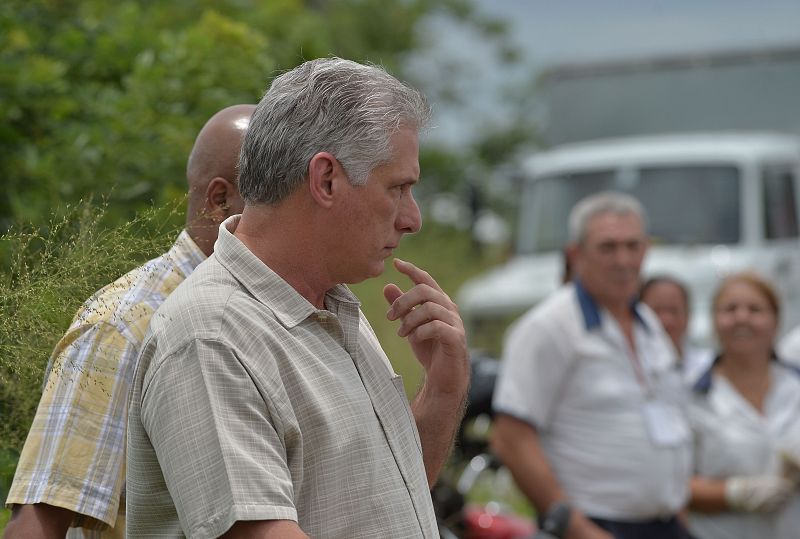 Díaz-Canel llega al escenario del accidente