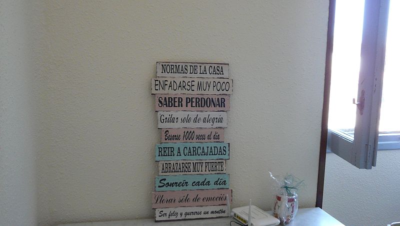 Normas en el piso de emancipación Santiago Uno