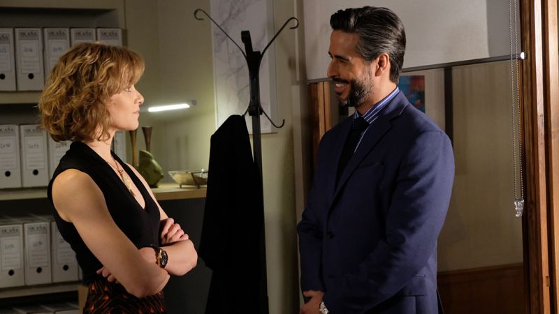 Nerea acepta el encargo de Somoza