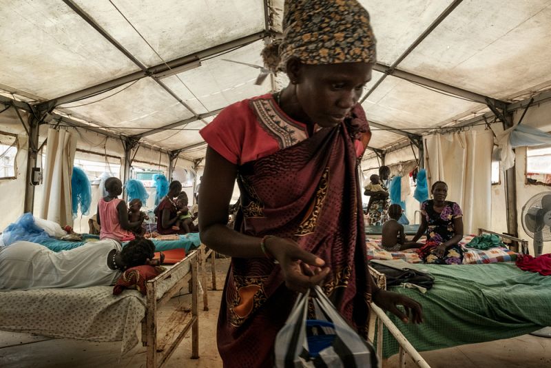 Área de pacientes del hospital de MSF en Bentiu, que llega a 170 camas en temporada alta