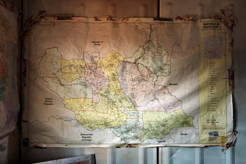 Mapa de Sudán del Sur en la oficina del coordinador de proyectos de MSF en Bentiu