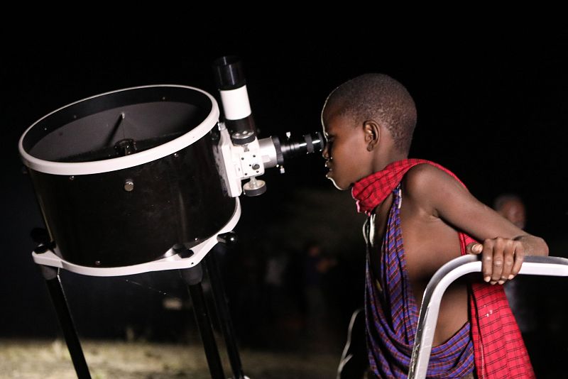 Eclipse de Luna en Kenia