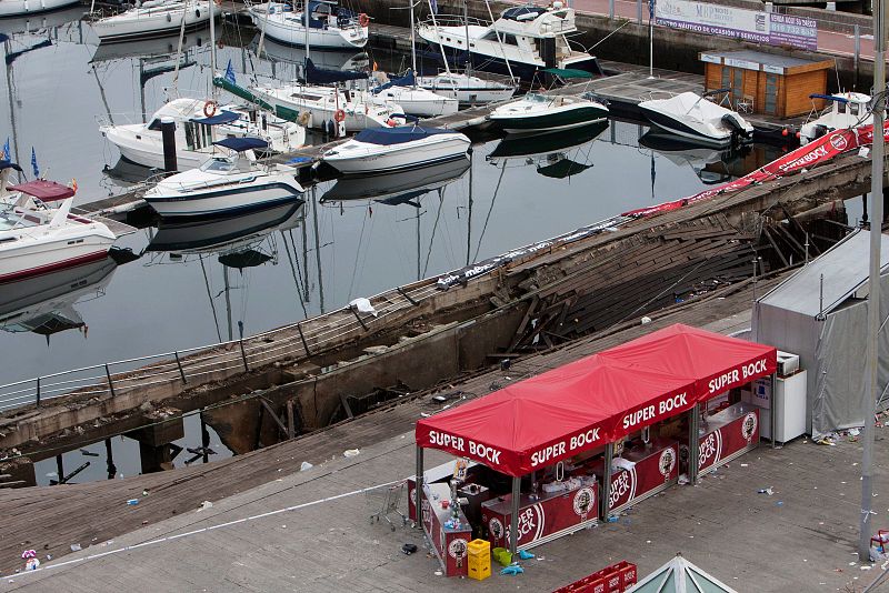 Desplome de una plataforma en el festival O Marisquiño en Vigo